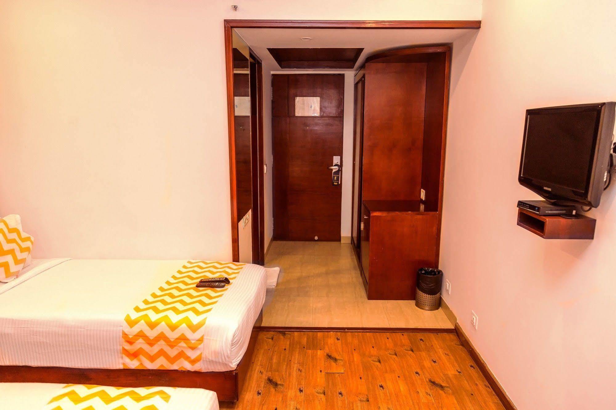 Hotel Lotus Park Bangalore