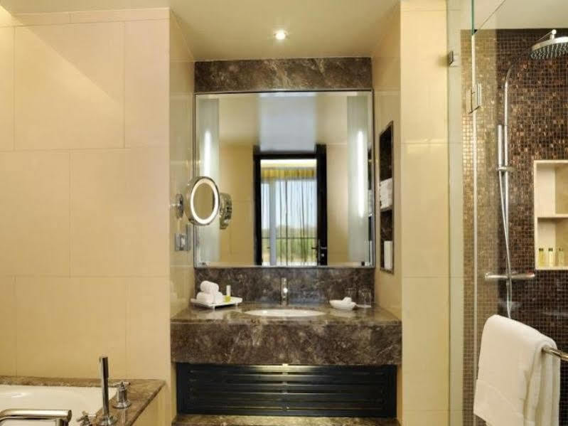 Doubletree By Hilton Outer Ring Road