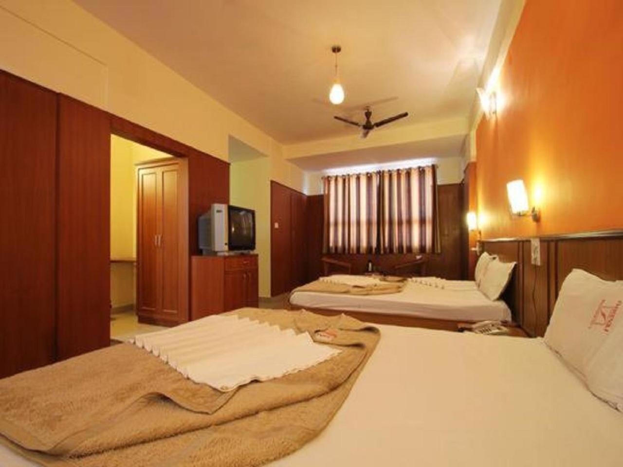 Shreyas Residency