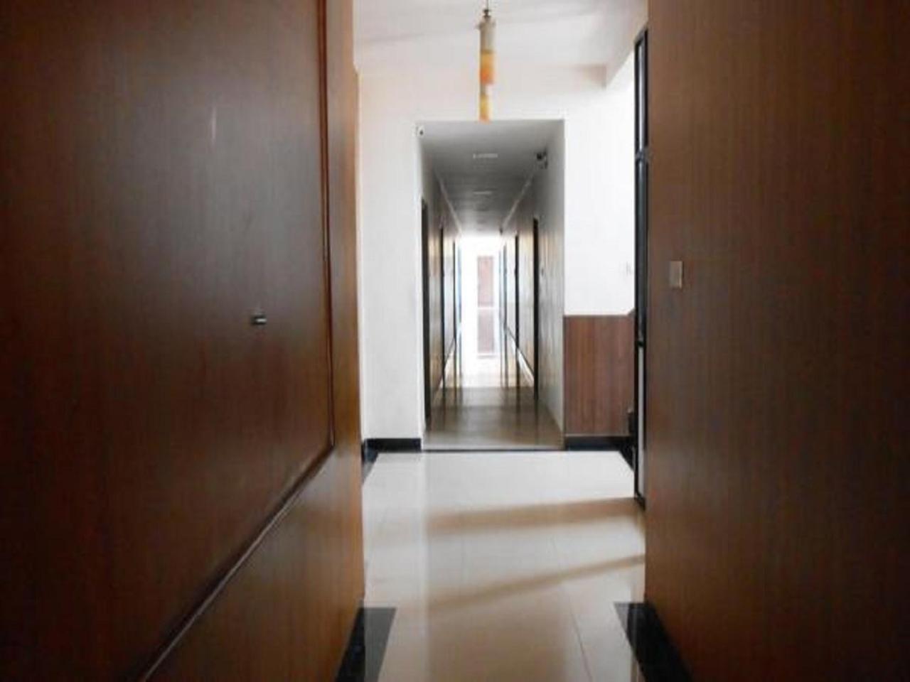 Hotel Shreyas Residency 4*