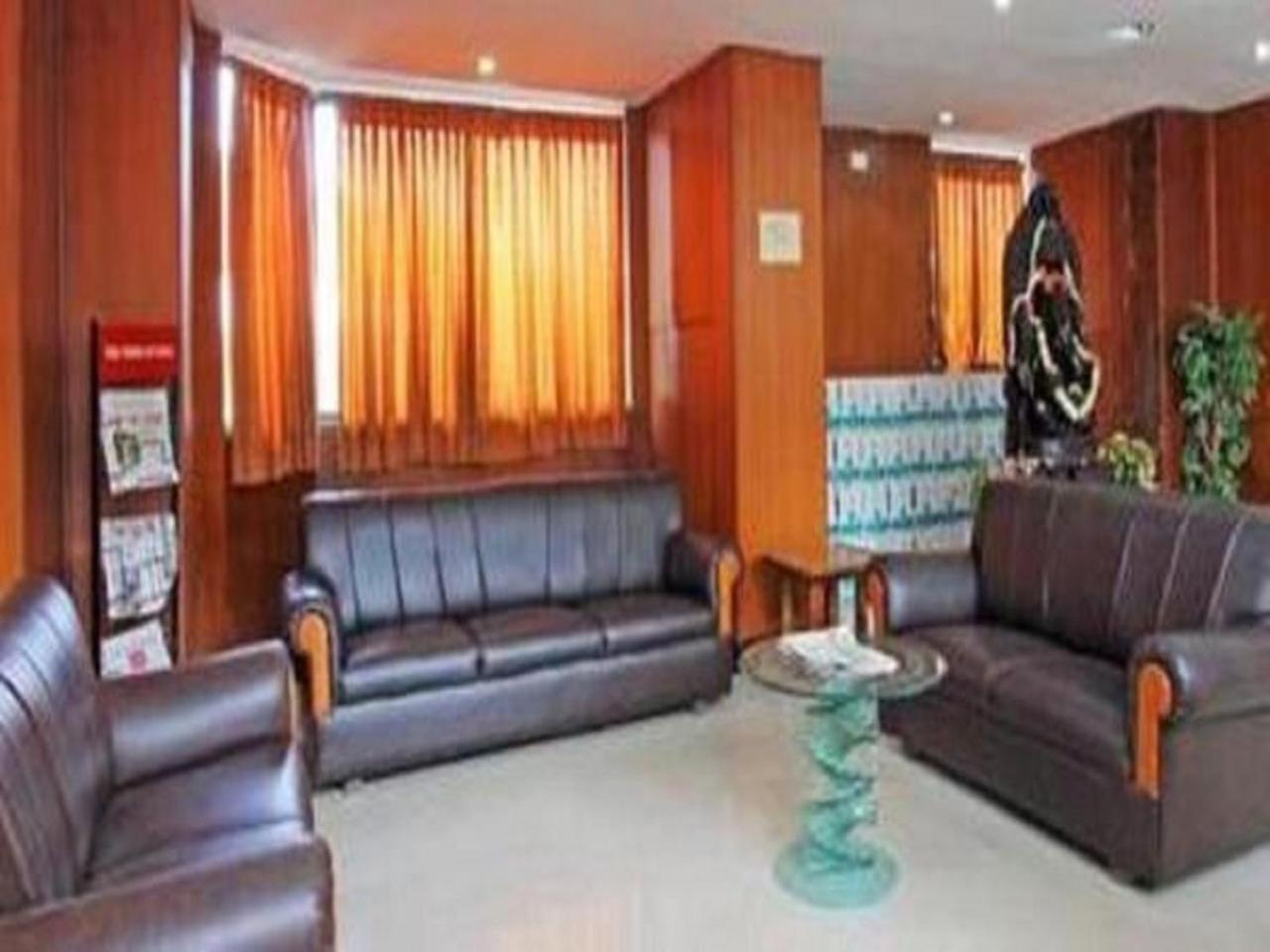 Shreyas Residency Hotel 4*