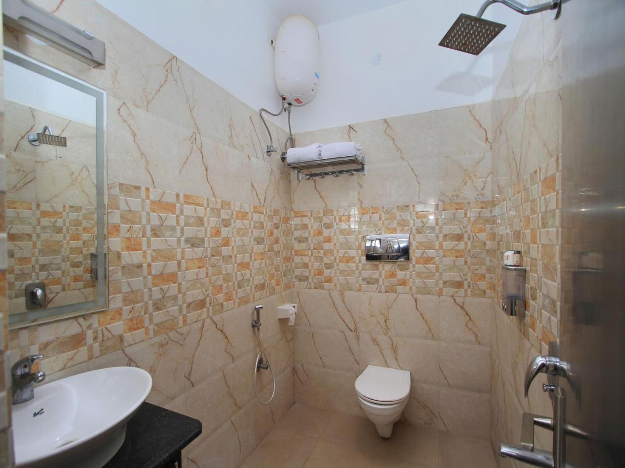 Hotel Ioliten Bangalore