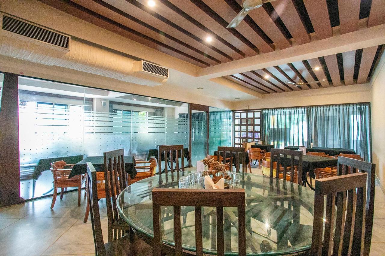Hotel Oyo 18762 Vaishnavi Residency 3*