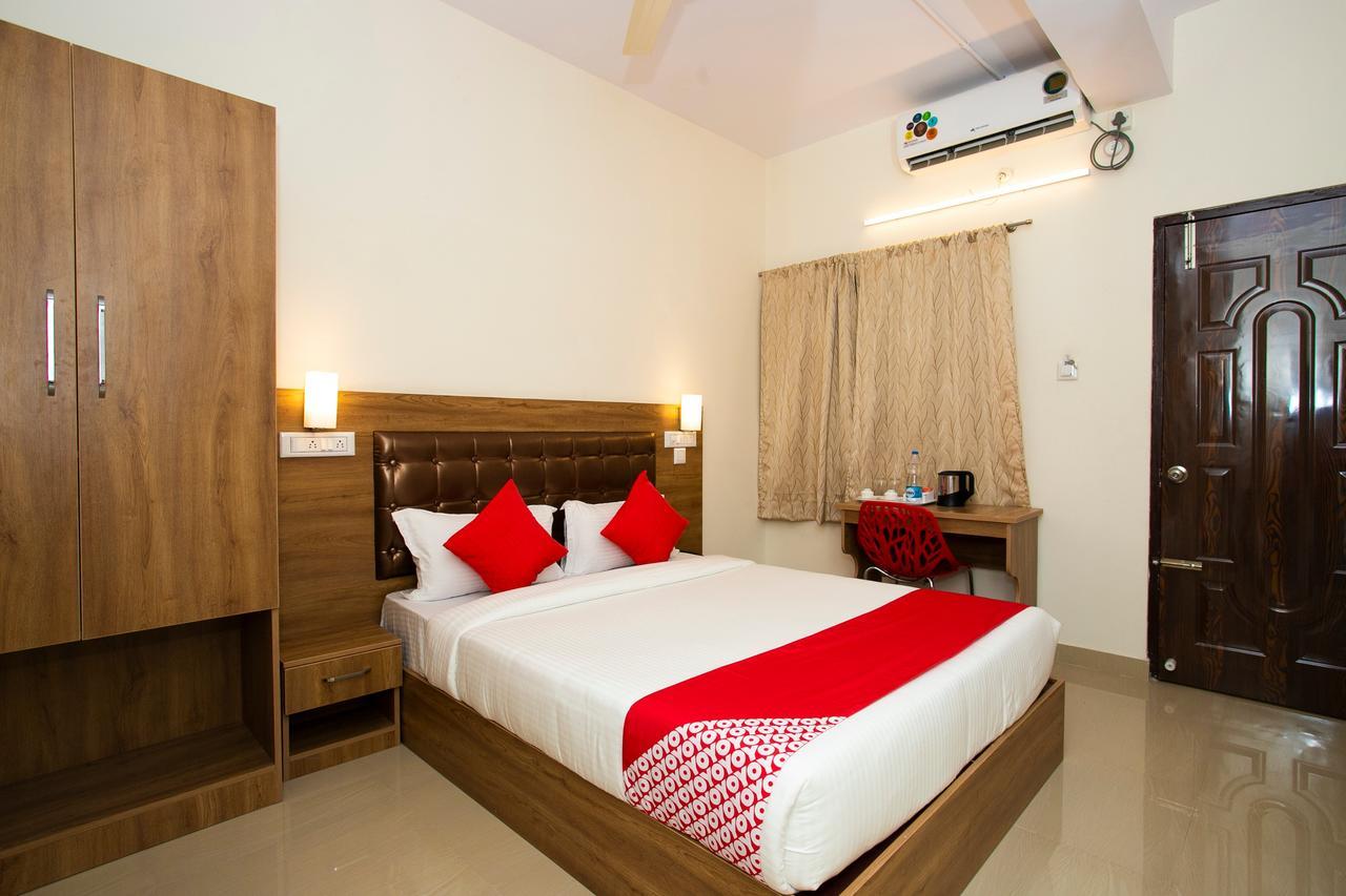 Prasad Residency Hotel 3*