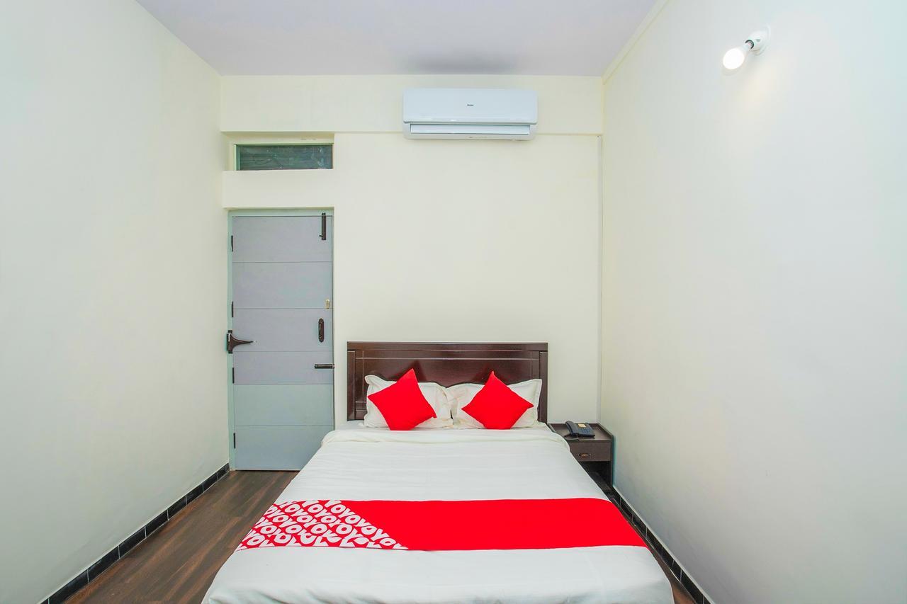 Hotel Oyo 14430 Sunshine Grand Bangalore