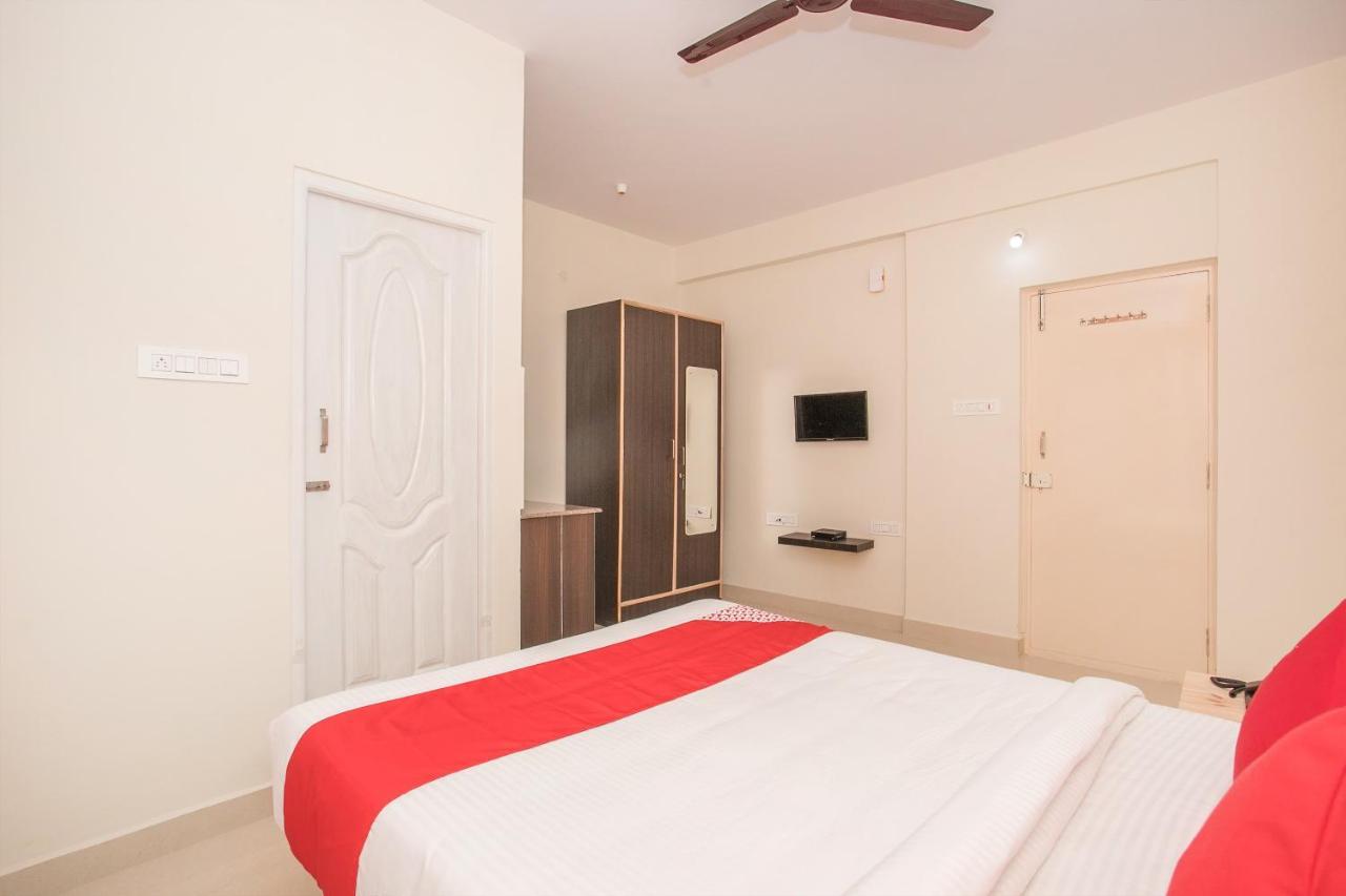 Oyo 15354 Viyan Comforts 3*