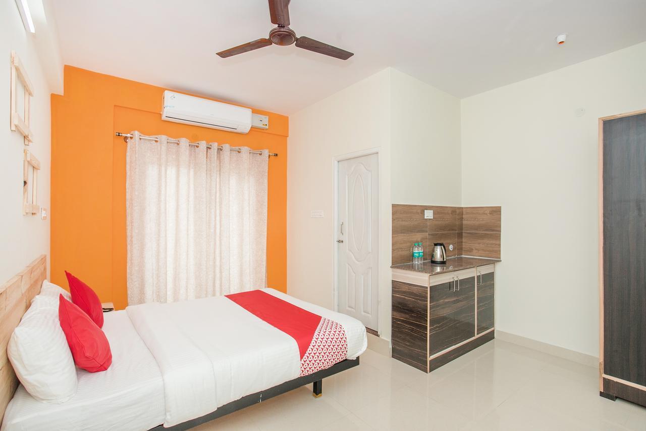 Hotel Oyo 15354 Viyan Comforts 3*