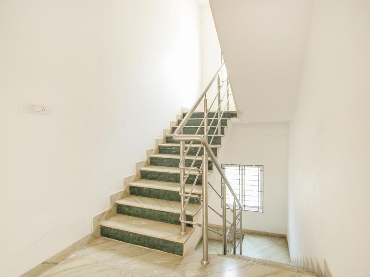 Oyo 1350 Sherwood Suites-2 Hotel Bangalore