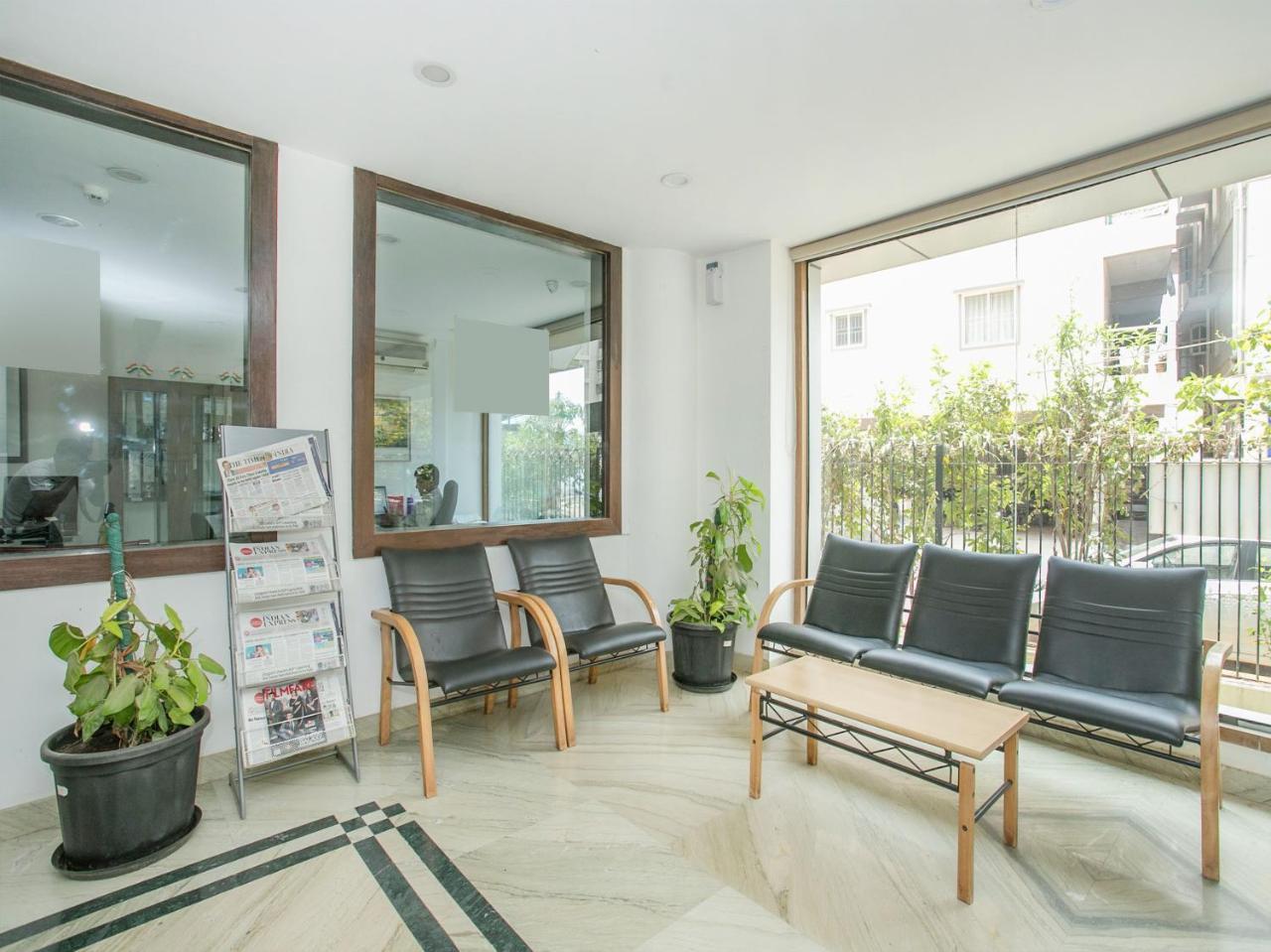 Oyo 1350 Sherwood Suites-2