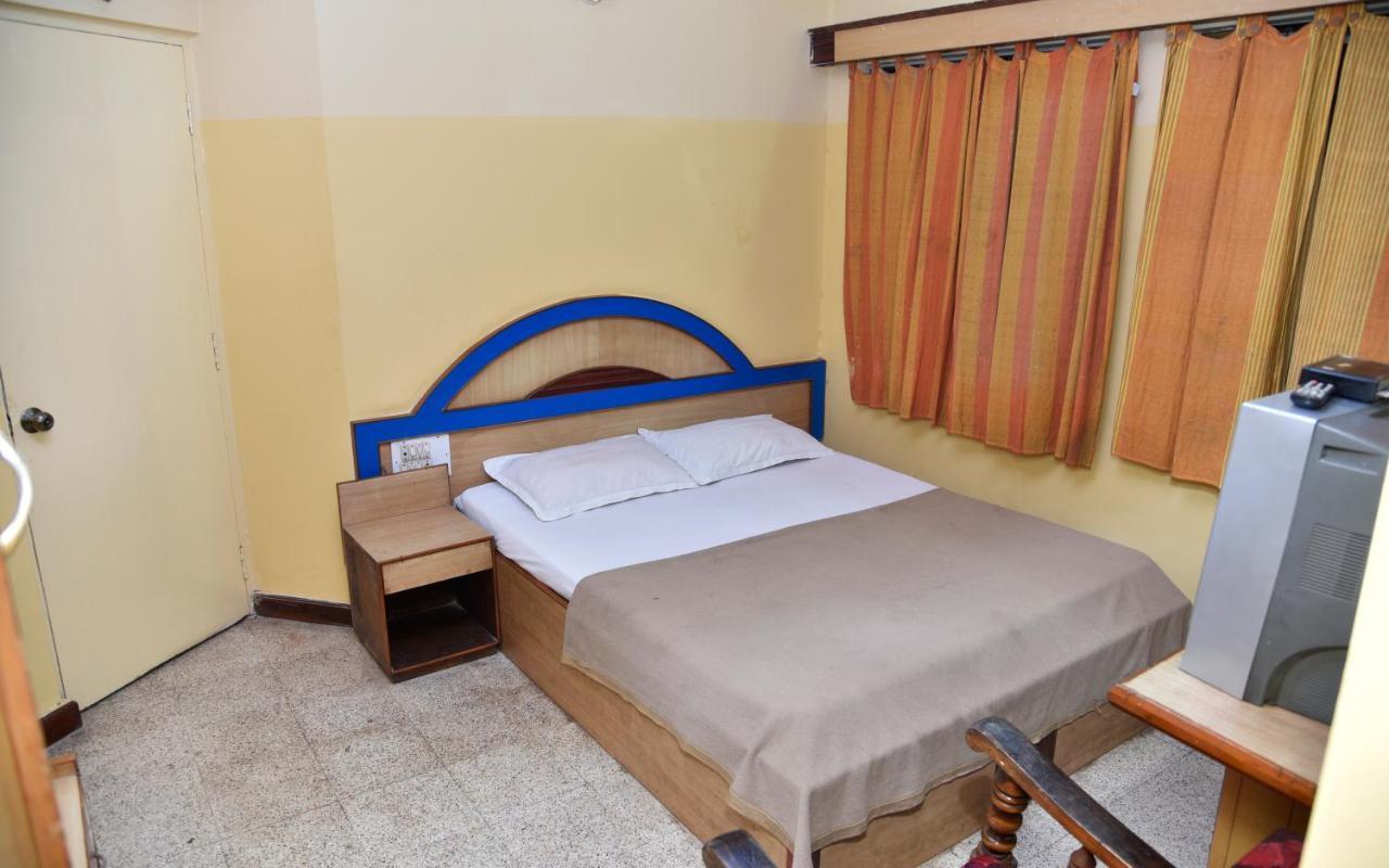 Guest house S S Residency Sr Nagar Kanteerava Stadium Mallya Hospital Vfs Global Tech Park Bangalore