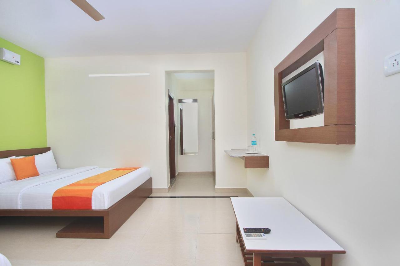 Hotel Capital O 9151 Sri Sai Comforts Jayanagar 3*