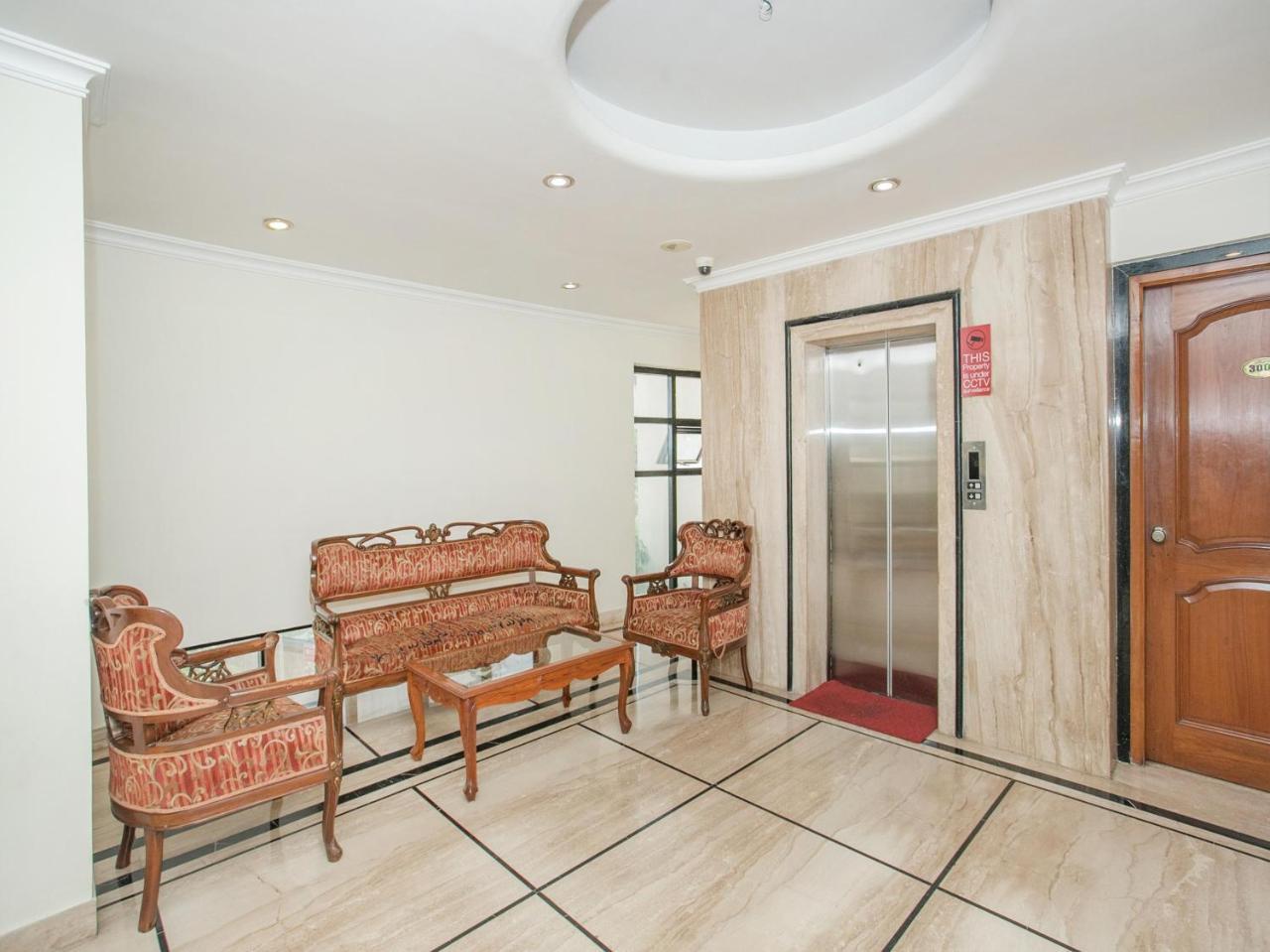 Oyo 373 Hotel Grand Inn 3*