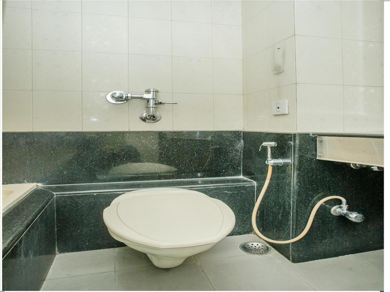 Oyo 373 Hotel Grand Inn 3* Bangalore