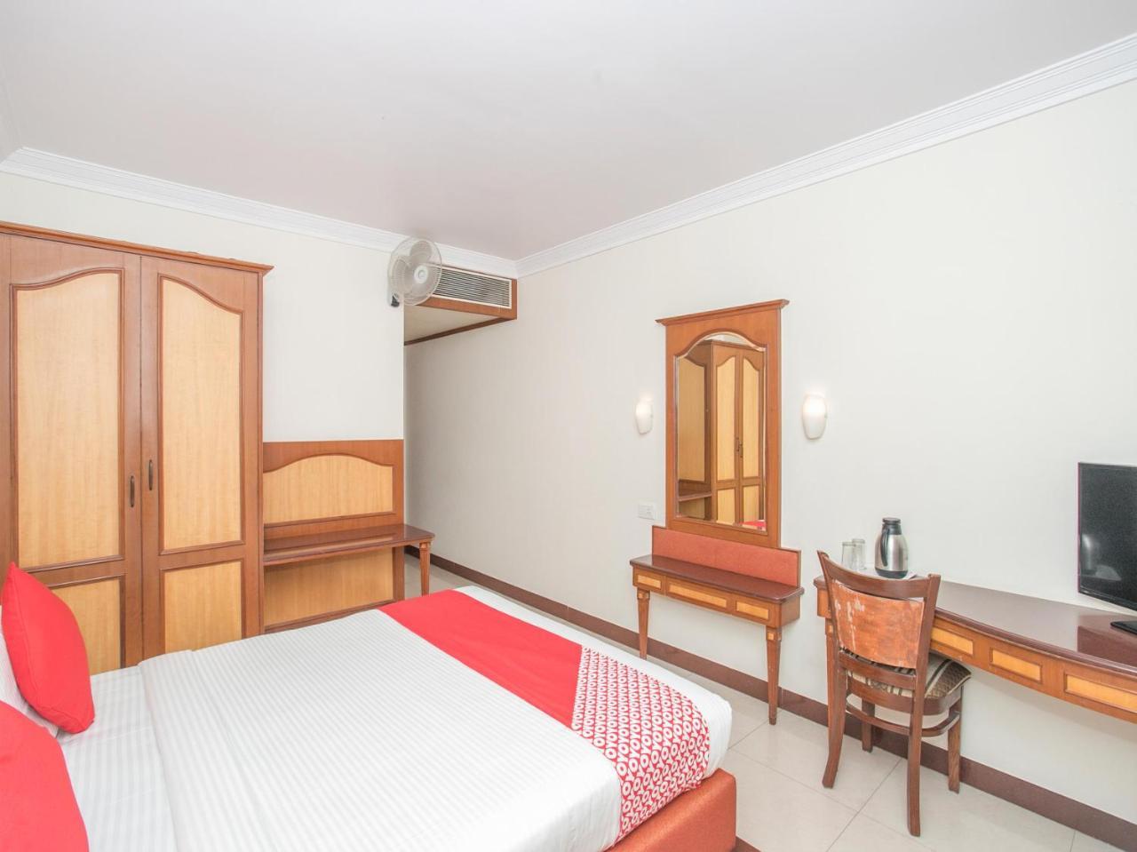 Oyo 373 Hotel Grand Inn 3* Bangalore