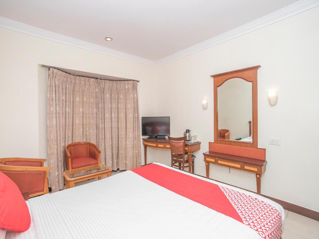 Oyo 373 Hotel Grand Inn Hotel