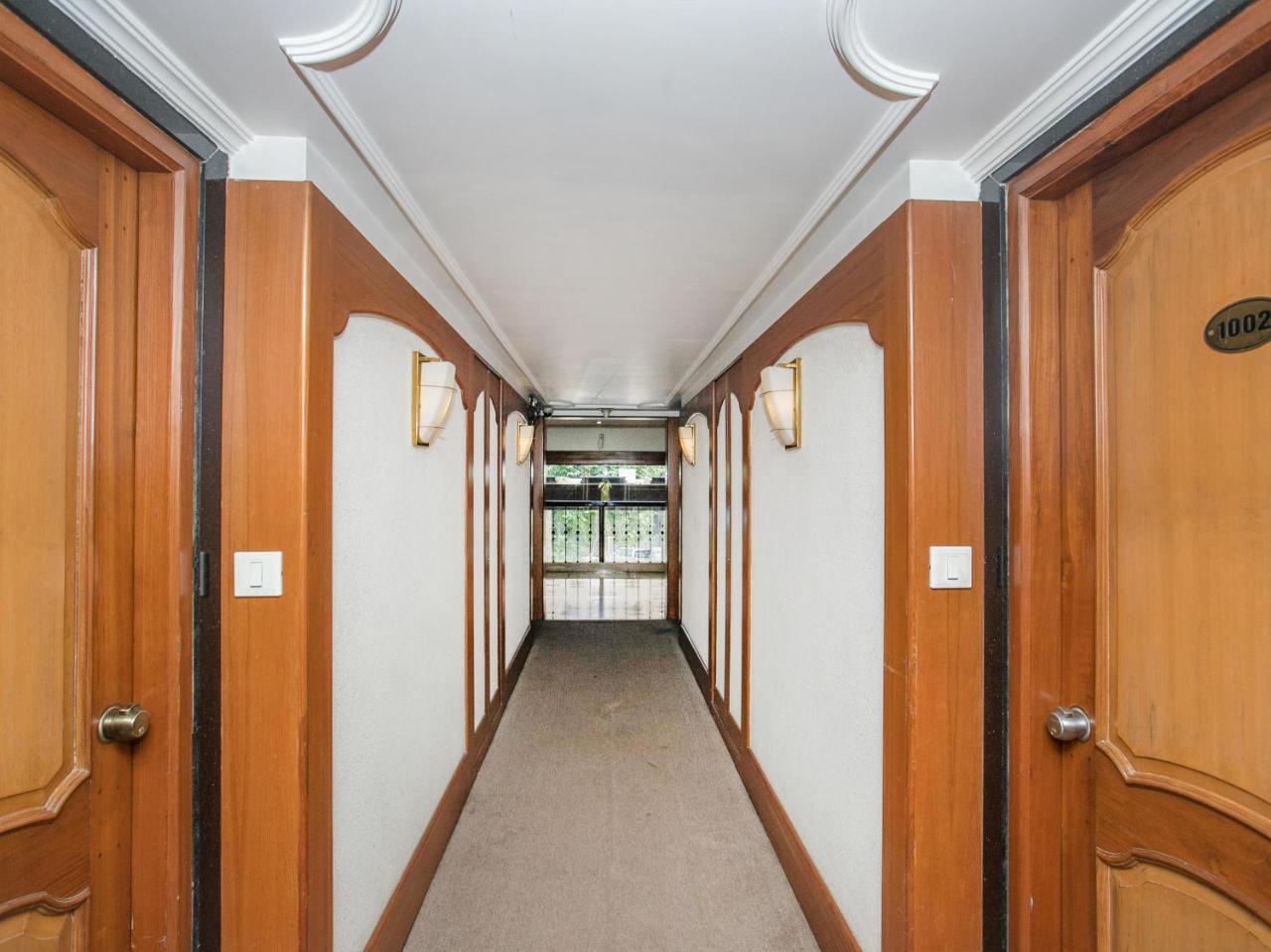 Hotel Oyo 373 Hotel Grand Inn