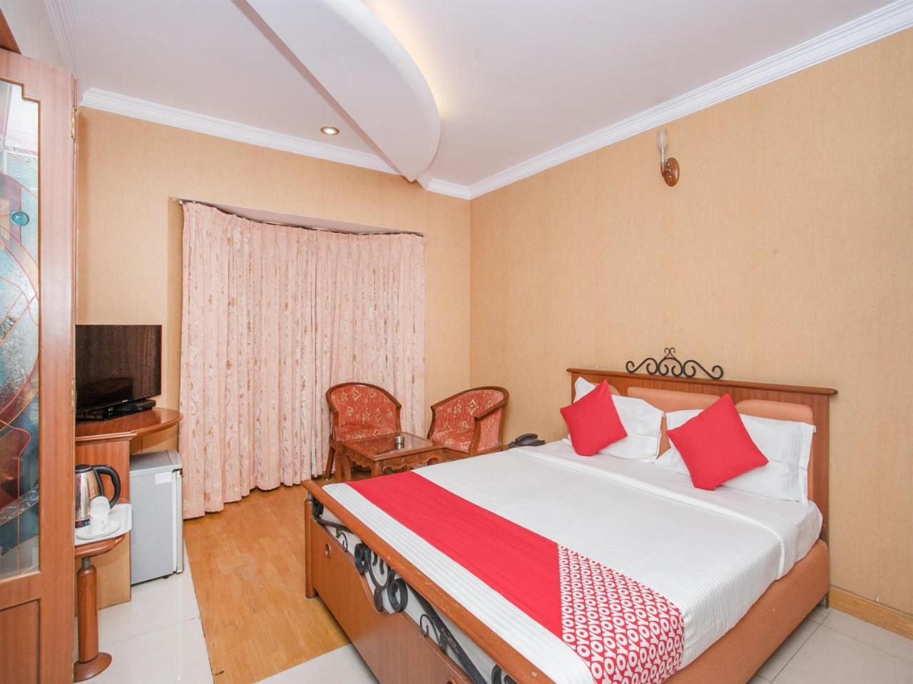 Oyo 373 Hotel Grand Inn Bangalore