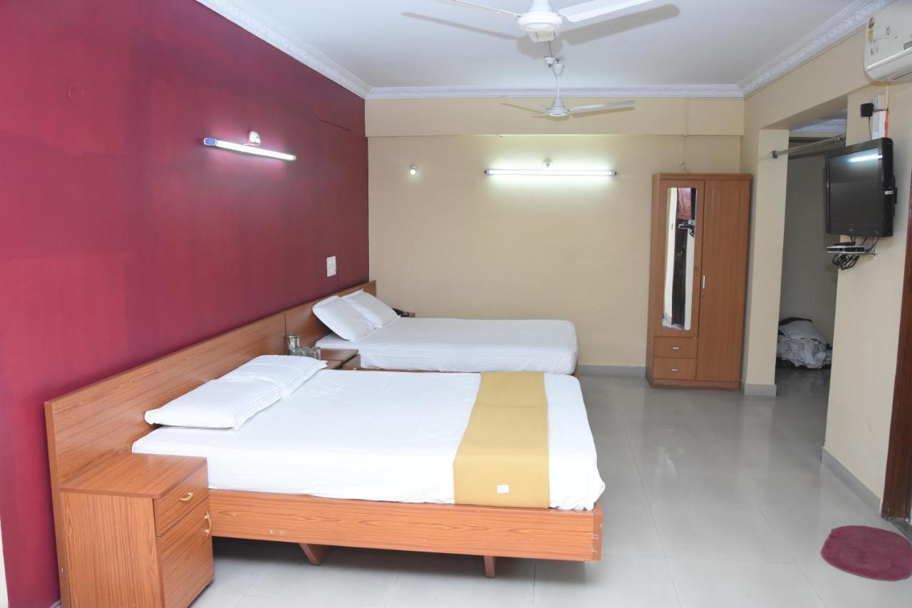 Surya Residency Majestic Hotel 2*
