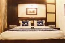 Hotel Oyo Premium Jayanagar Jain Temple