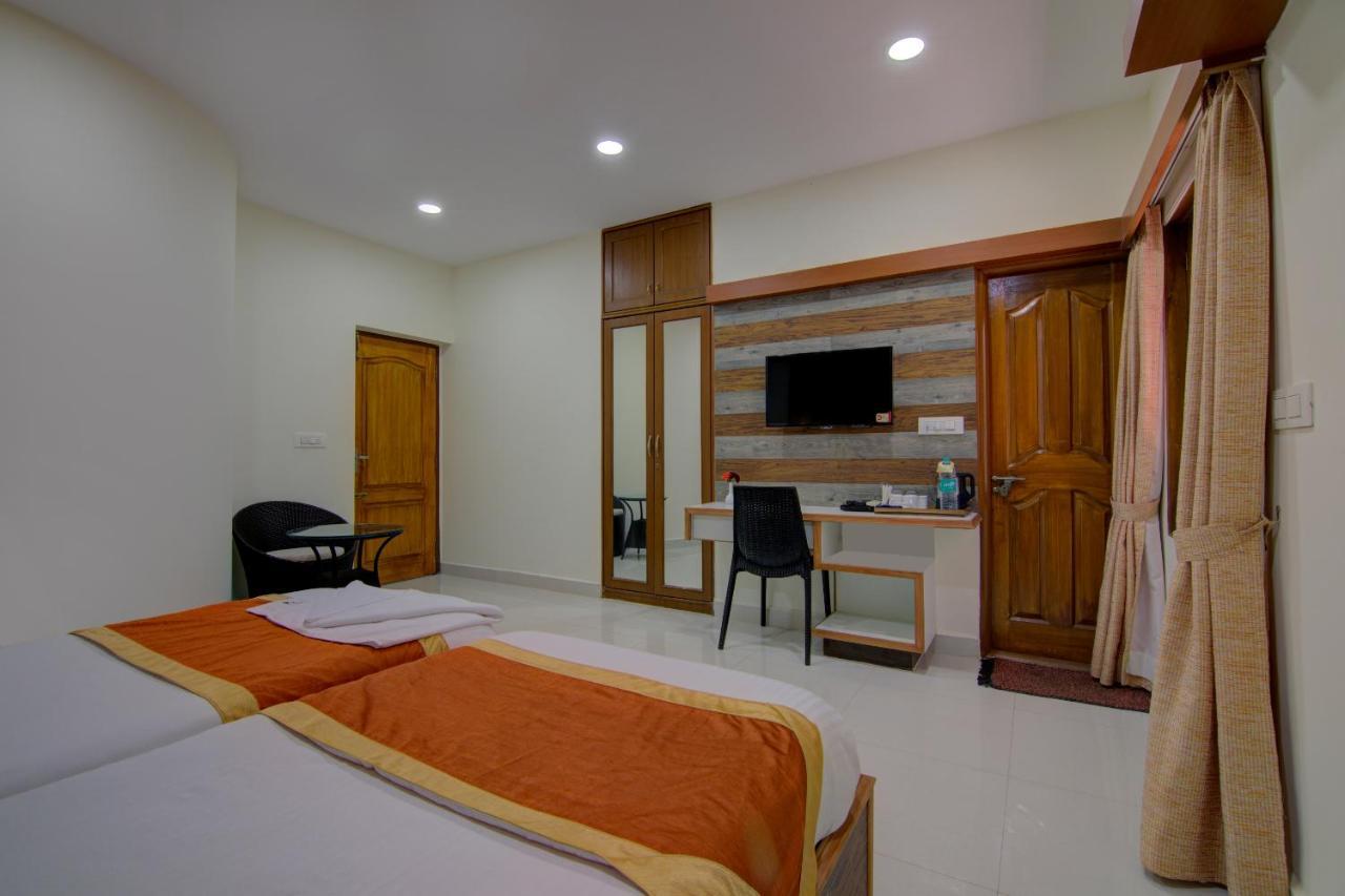 Guest house Sunshine Suites *