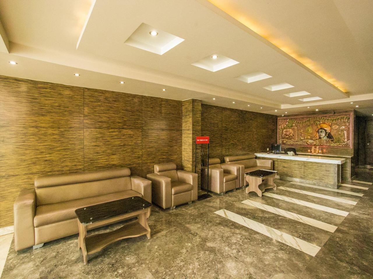 Hotel Oyo 16557 Sri Krishna International