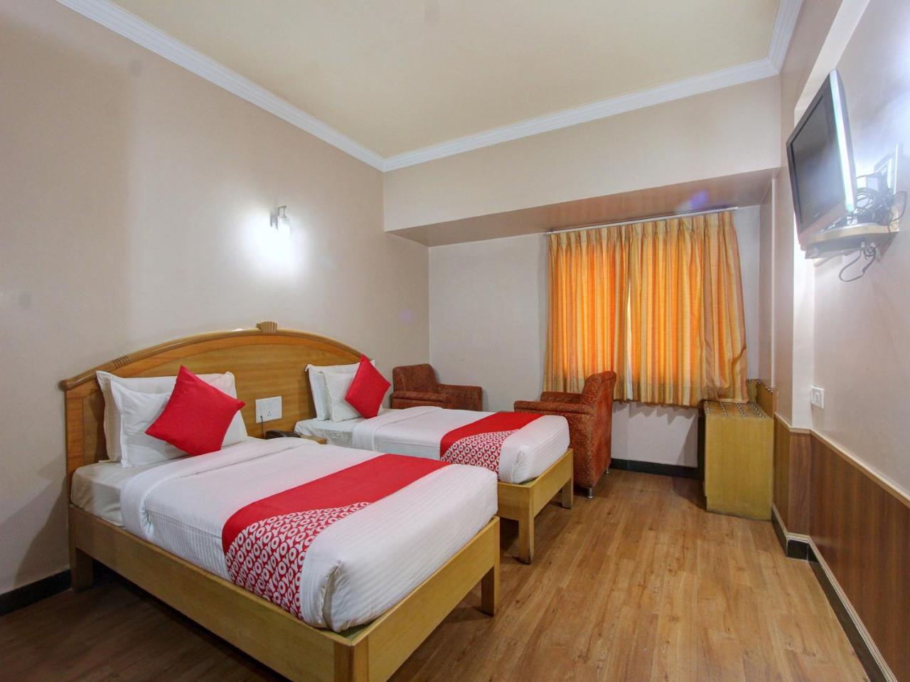 Oyo 15781 Shree Adiga Residency Bangalore