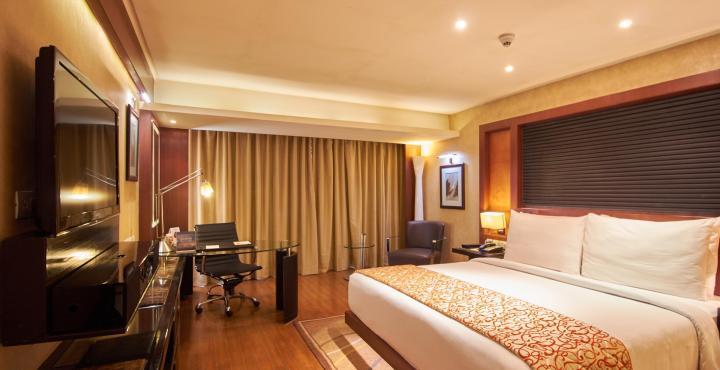 Gokulam Grand & Hotel