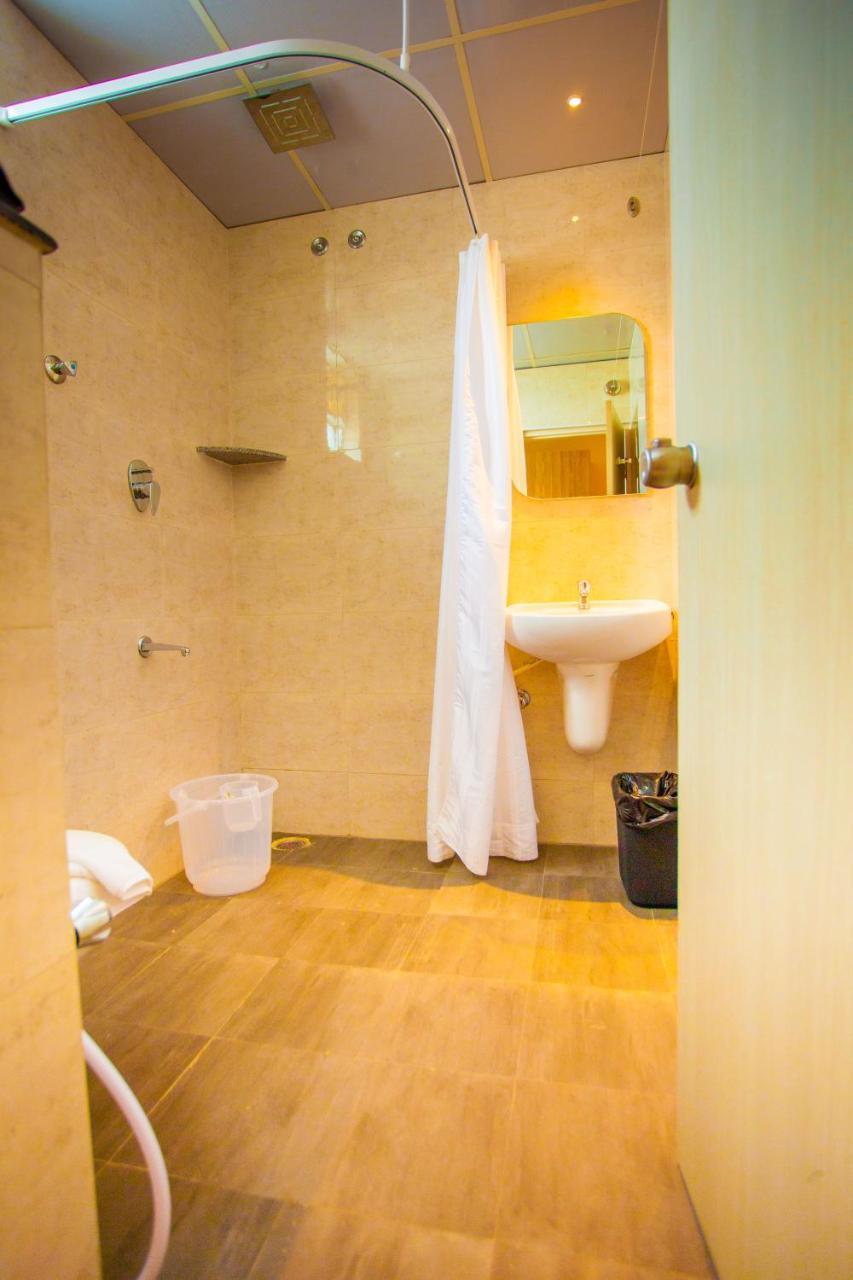 Northern Suites-ii @ C Block Hotel 3*