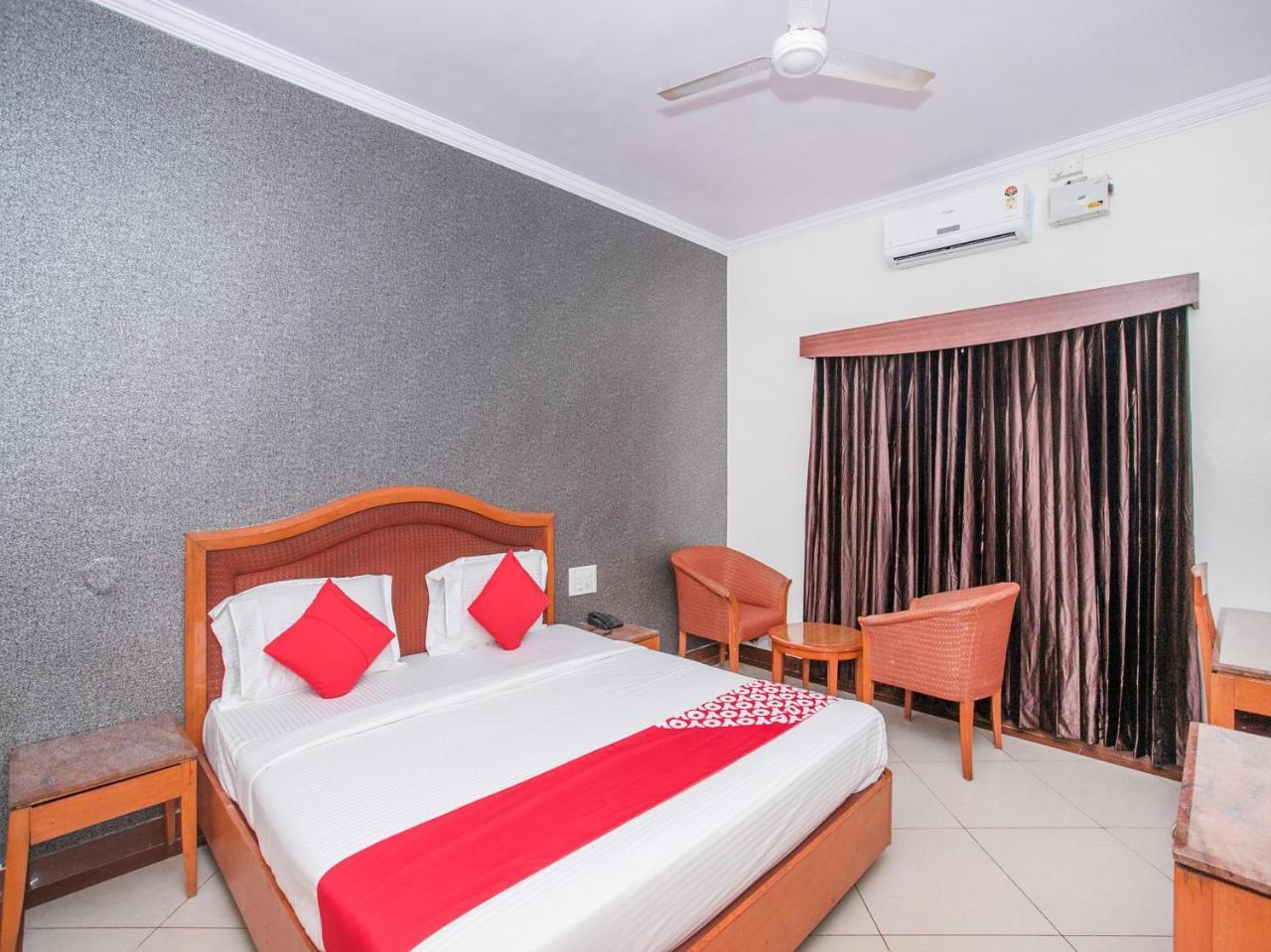 Hotel Chetan International Bangalore