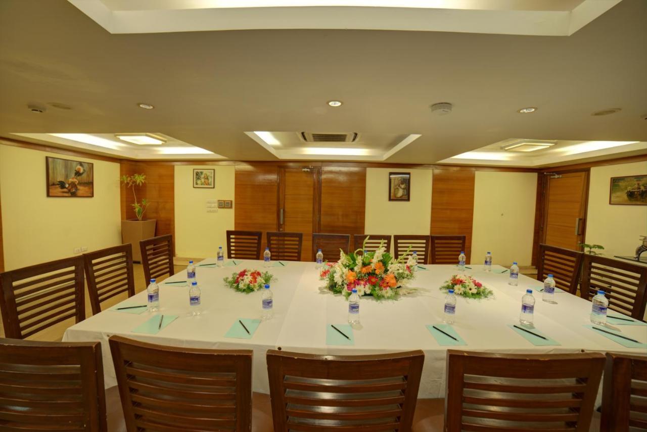 Coraltree Hotel Bangalore