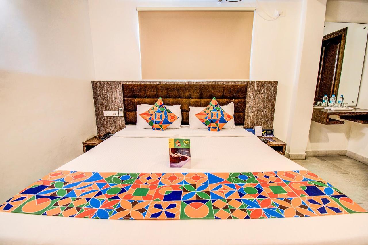 Capital Hotel 3*