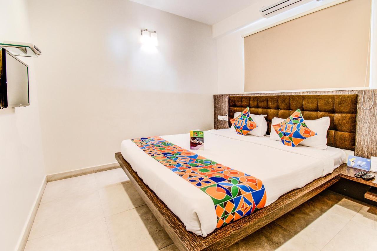 Hotel Capital 3*