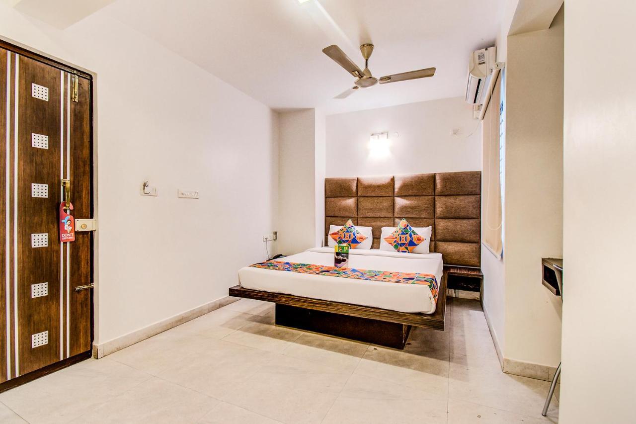 Hotel Capital 3*