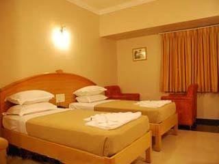Oyo 15781 Shree Adiga Residency Pensão 3*