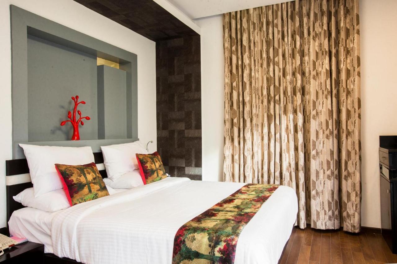 Mango - Purple Brigade Hotel 3*