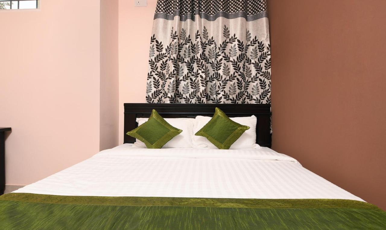 Itsy Shivaas Kuteera, 450m From Narayana Multi Speciality Hospital Bangalore