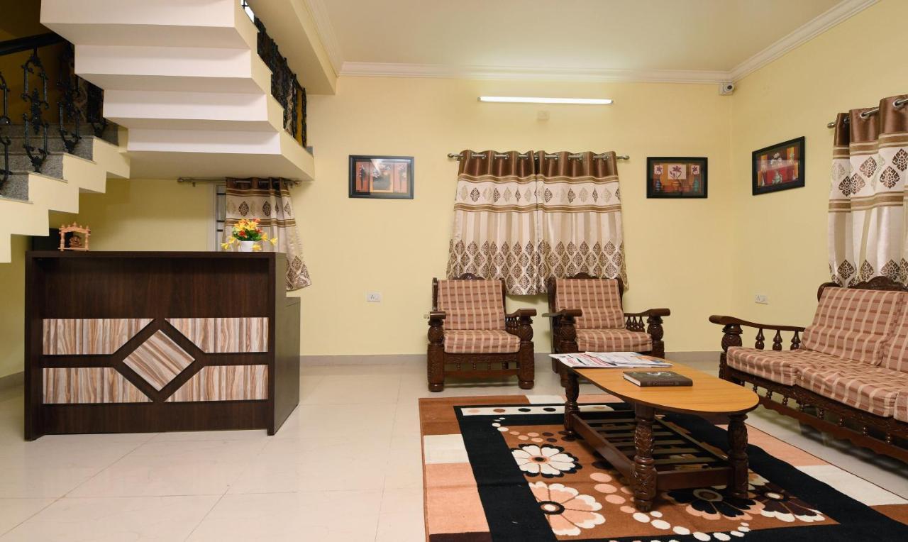 Hotel Itsy Shivaas Kuteera, 450m From Narayana Multi Speciality Hospital