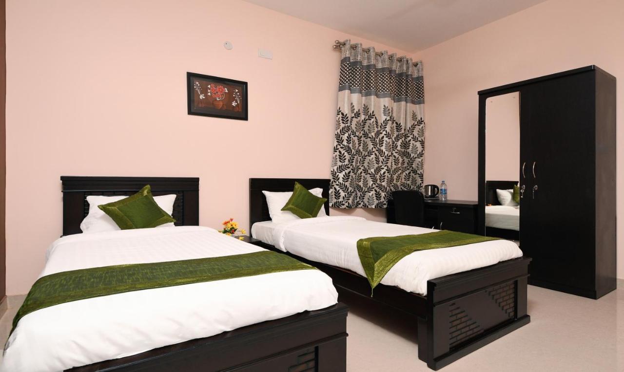 Hotel Itsy Shivaas Kuteera, 450m From Narayana Multi Speciality Hospital