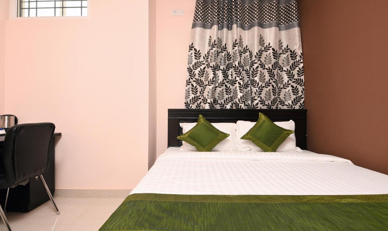 Hotel Itsy Shivaas Kuteera, 450m From Narayana Multi Speciality Hospital 3*
