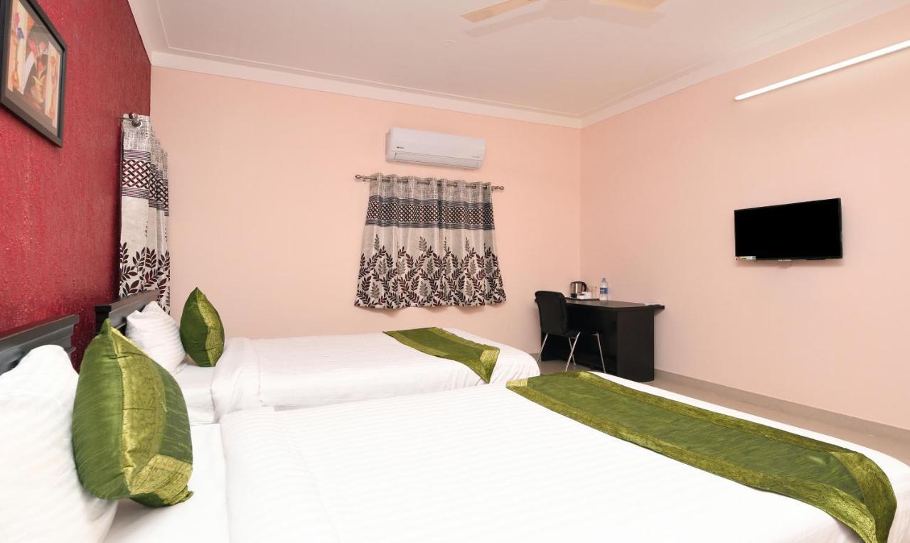 Itsy Shivaas Kuteera, 450m From Narayana Multi Speciality Hospital 3* Bangalore