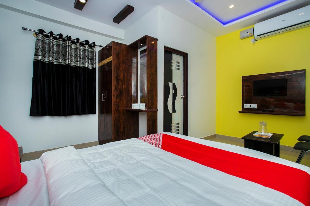 Hotel Oyo 19704 Sai Dham Comfort