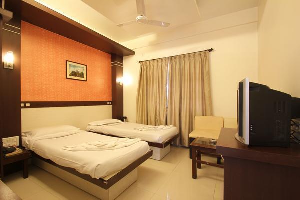 Golden Residency, Gandhi Nagar