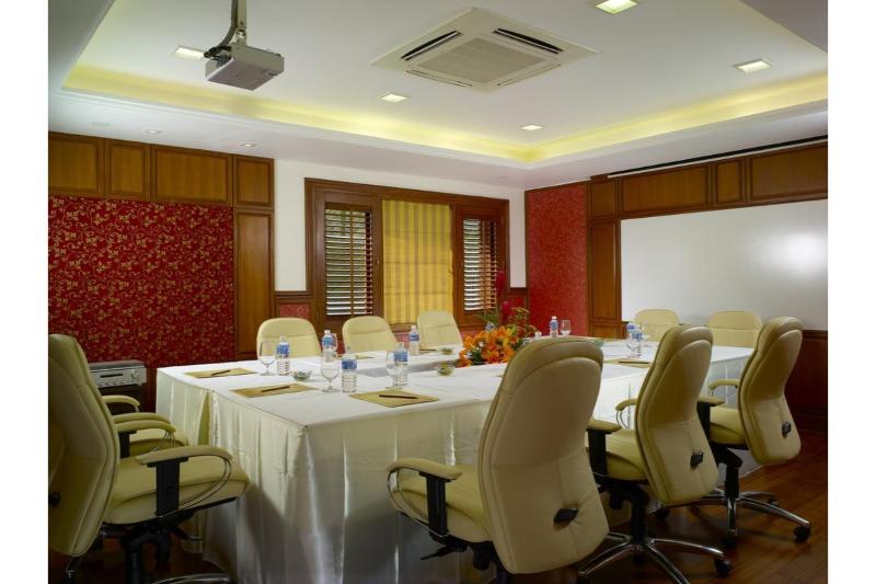 The Paul 5* Bangalore