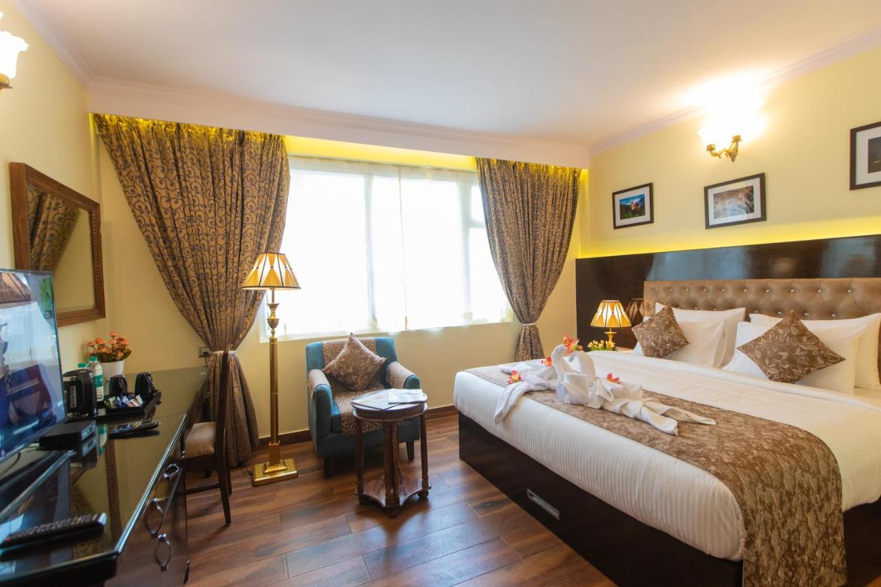 Hotel Paramos 3*