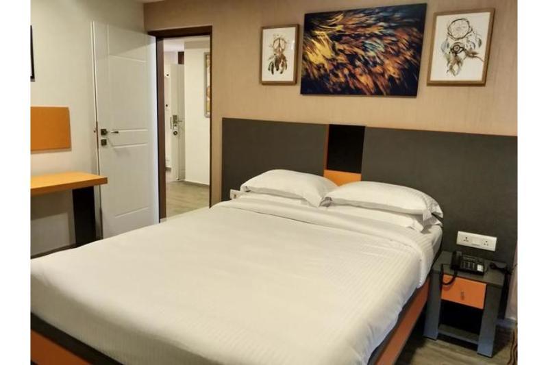 37th Crescent Boutique Hotel 3*