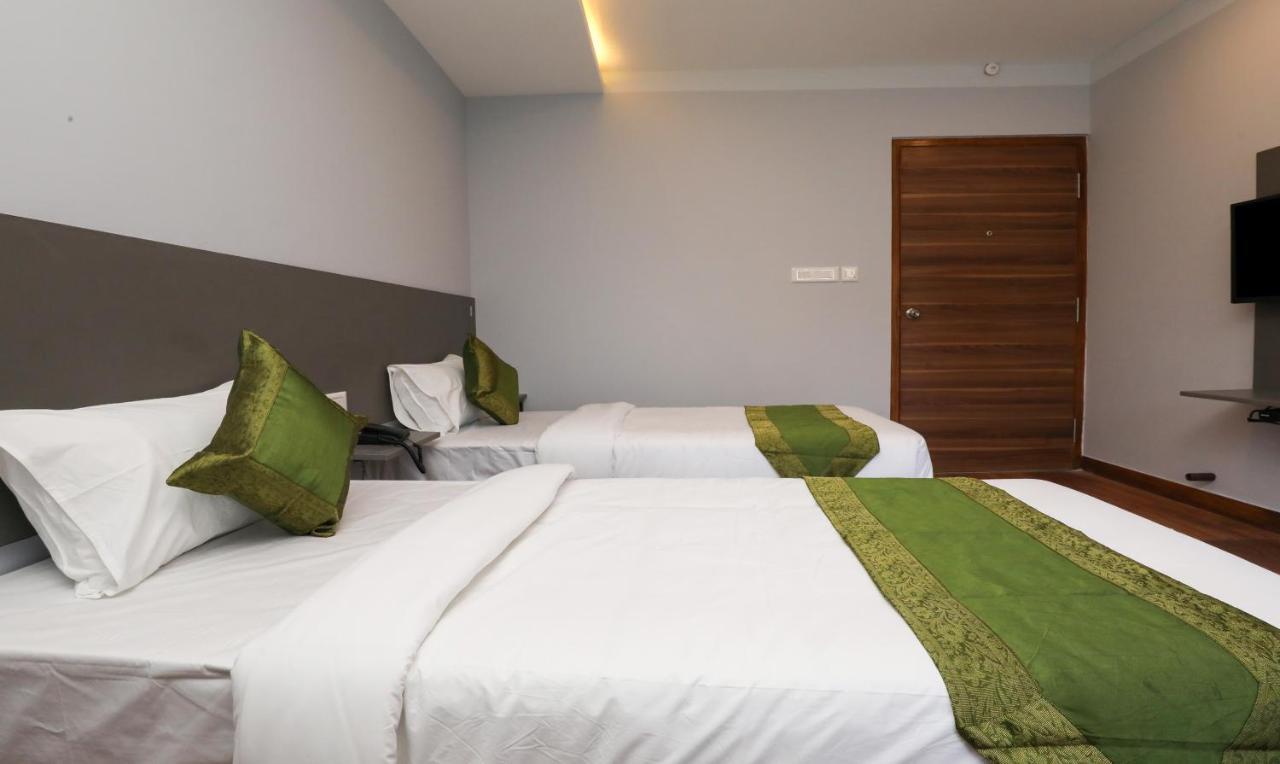Hotel Treebo Apple