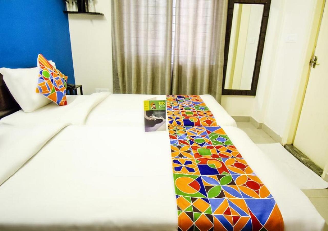 Hotel The 12 Degrees West Egl Bangalore