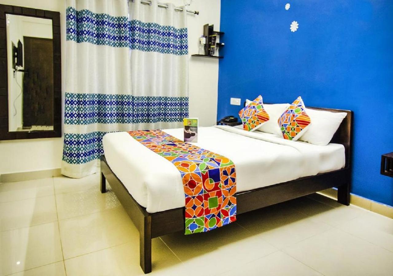 The 12 Degrees West Egl Hotel 3*