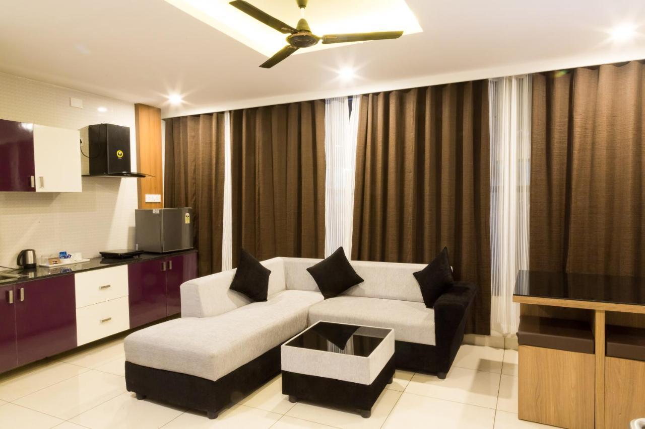 The Porch Hotel/service