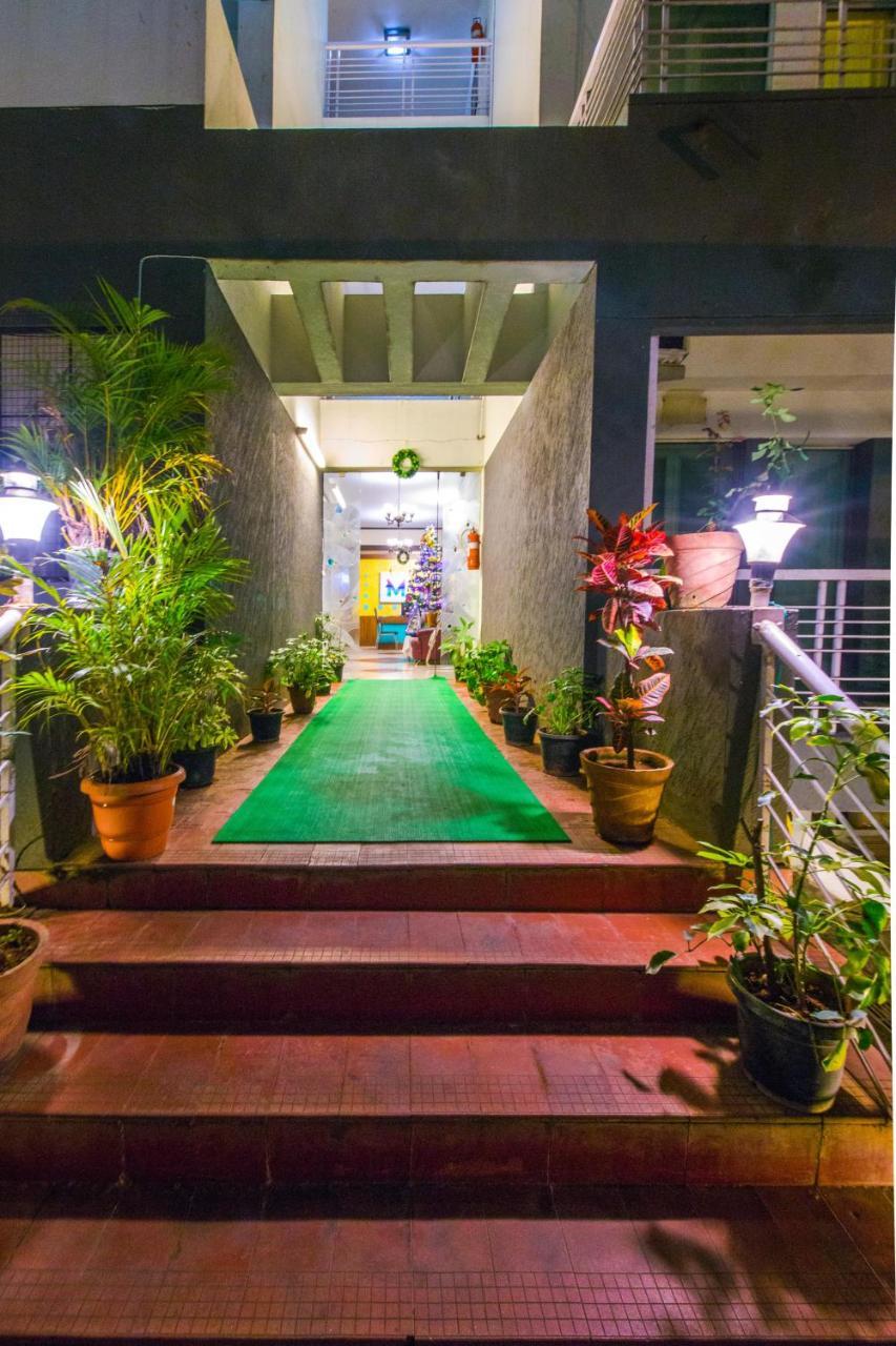 Hotel Mint Queensway Near Ulsoor Bangalore